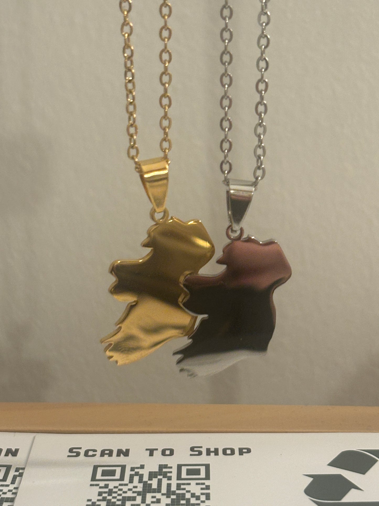 Eire Necklace