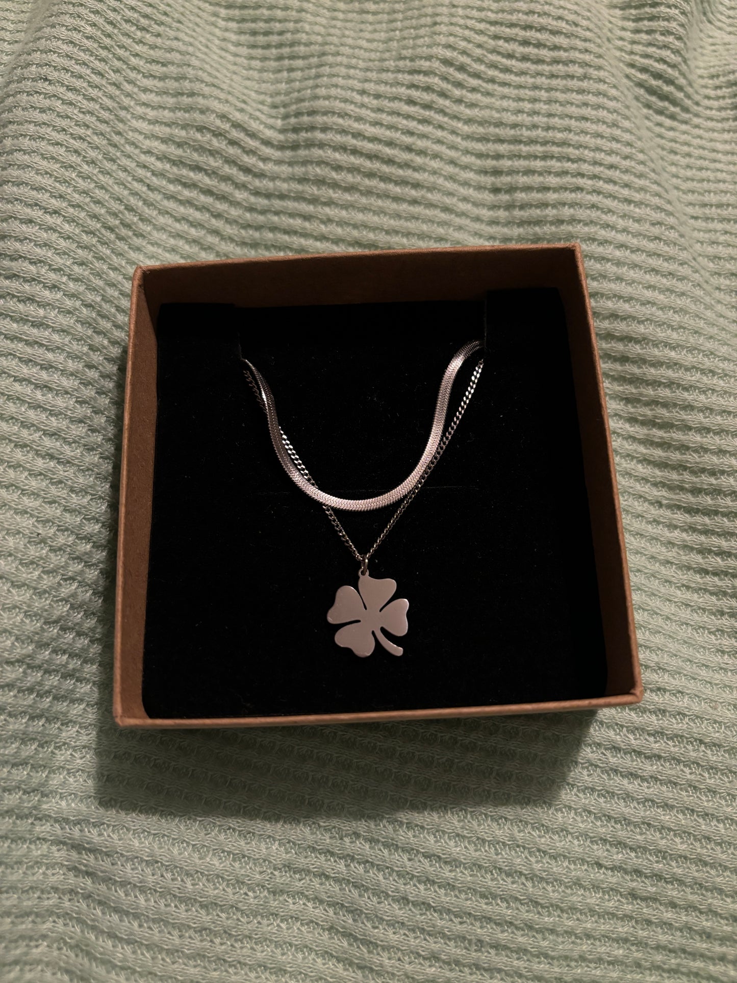 Layered clover necklace