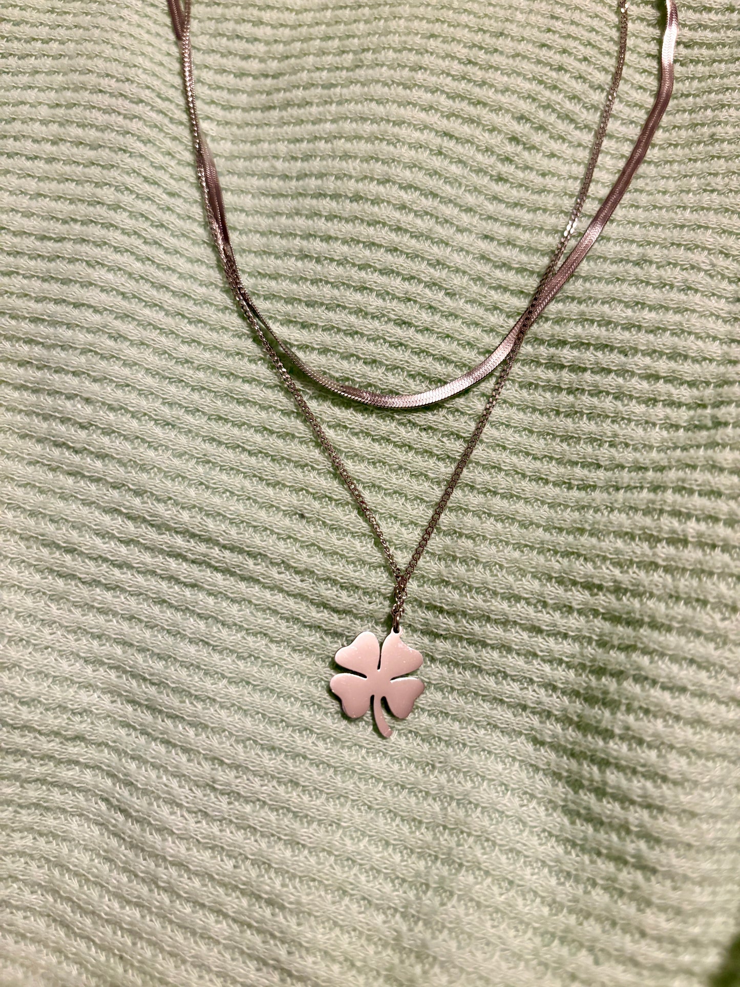 Layered clover necklace